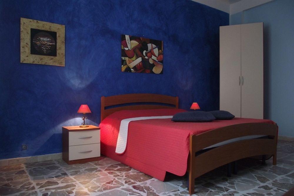 カステッランマーレ・デル・ゴルフォ Emporium Bed & Breakfast エクステリア 写真